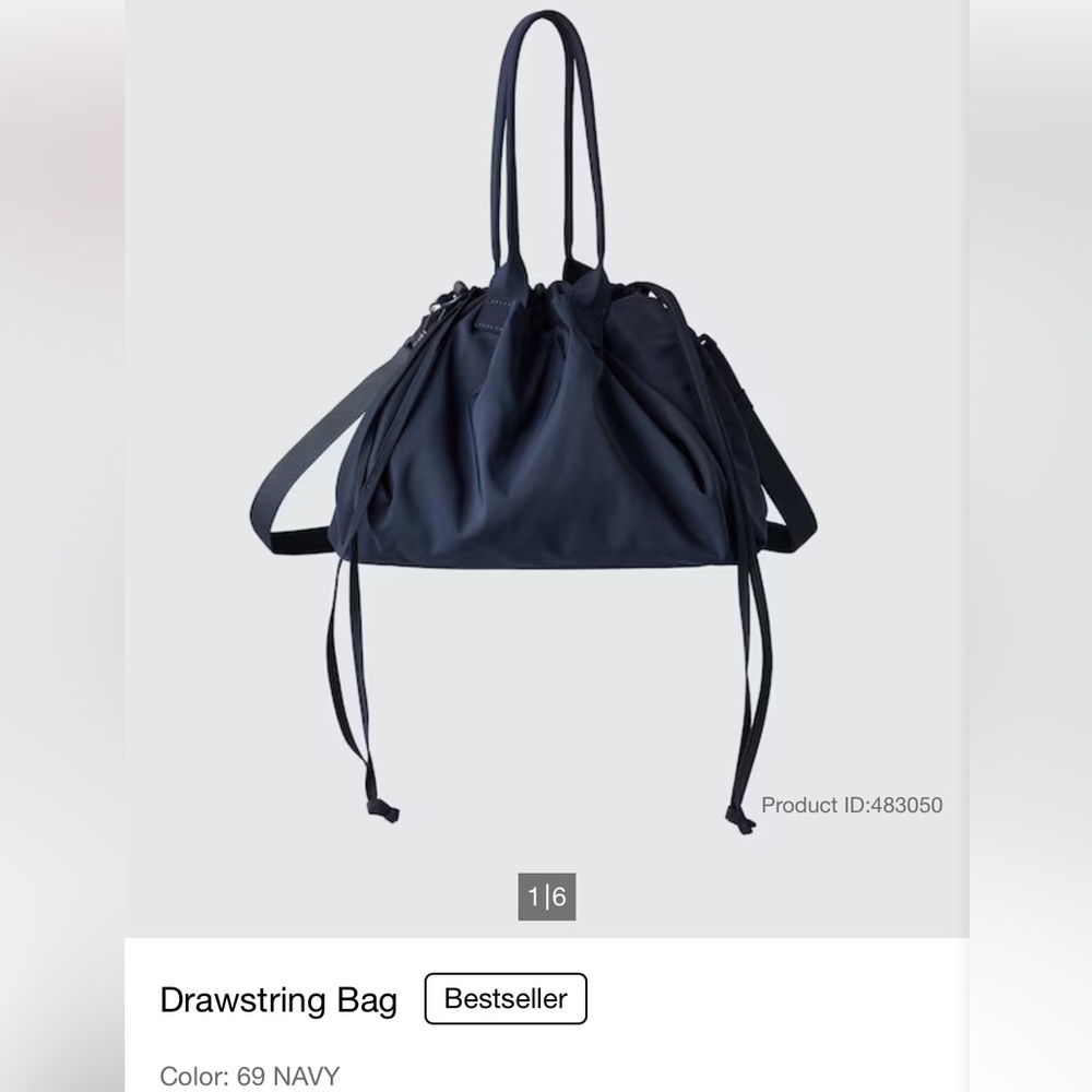 NWOT Uniqlo C drawstring bag in navy